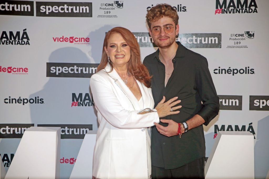 Erika Buenfil y Nicolás Buenfil 