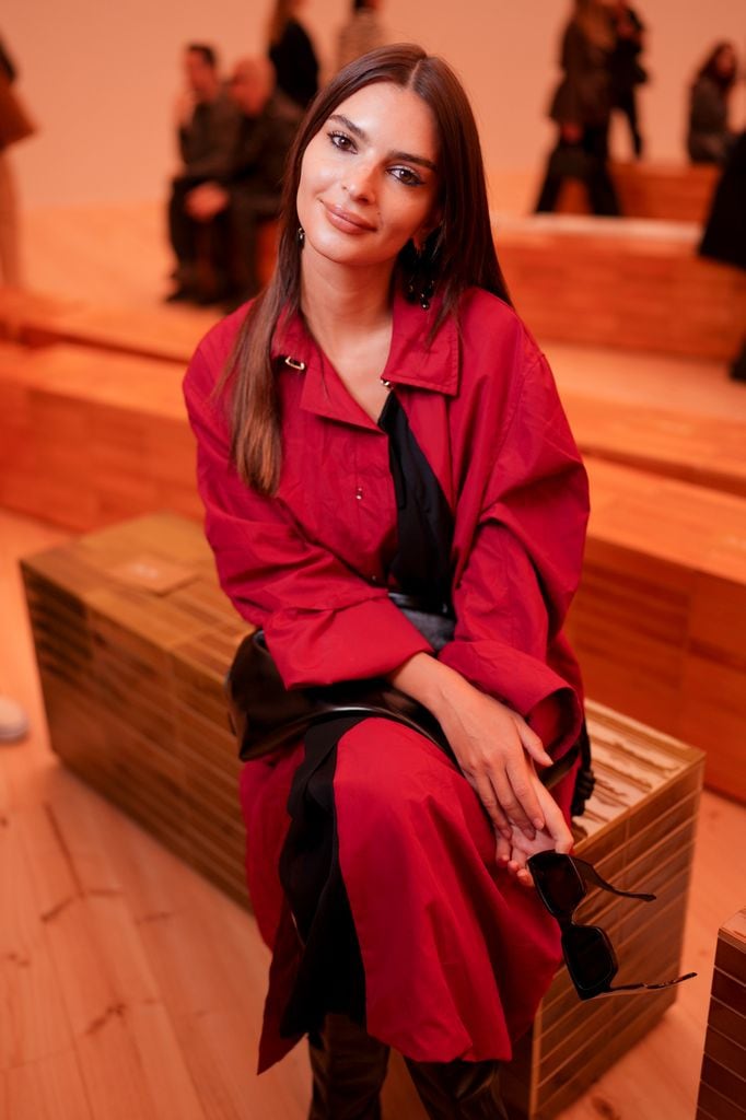 Emily Ratajkowski en el desfile de Loewe (3 de septiembre de 2025)