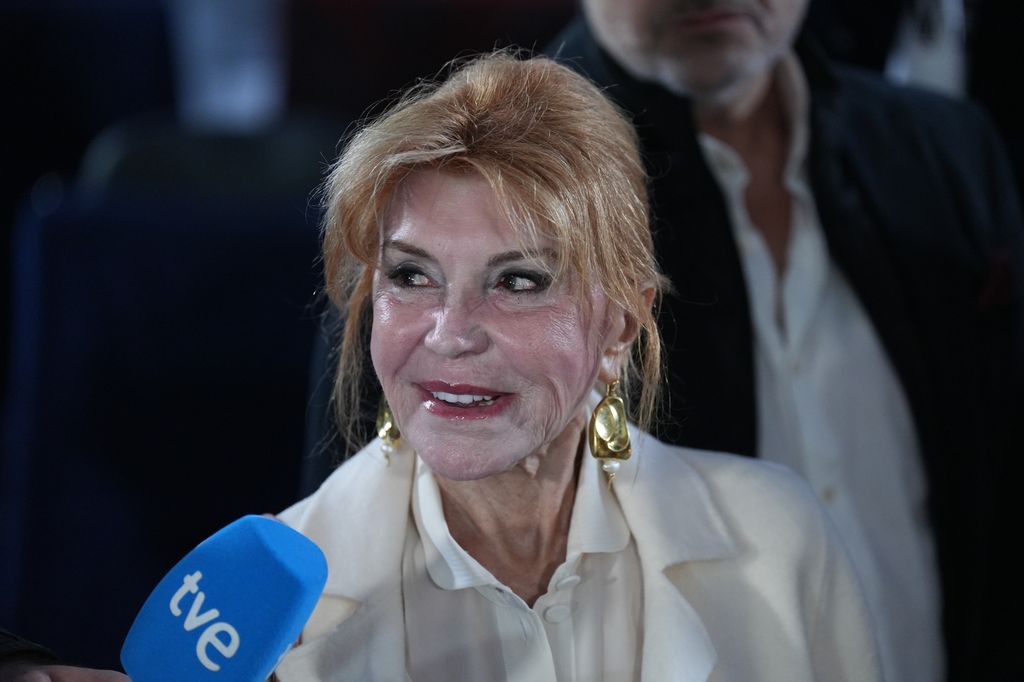 La Baronesa Thyssen a su llegada al antiguo Cine Comedia de Barcelona, el futuro Museo Carmen Thyssen de Barcelona 