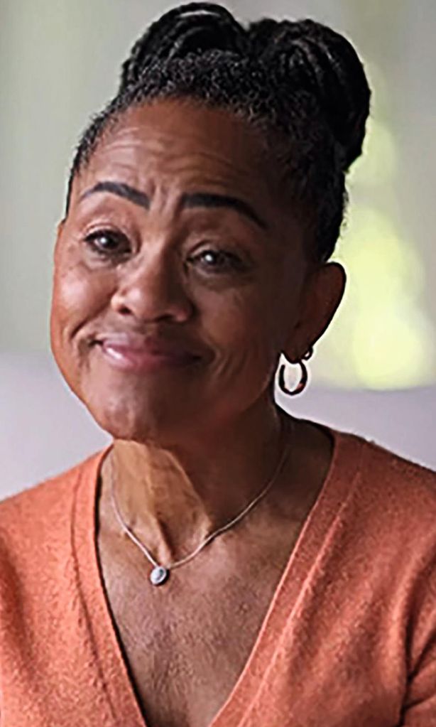 Doria Ragland HOLA4090