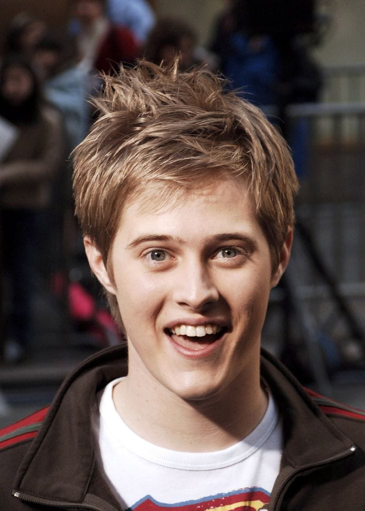 Lucas Grabeel interpreta al hermano de Sharpay