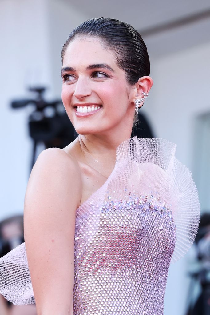  Greta Ferro peinado efecto 'wet'