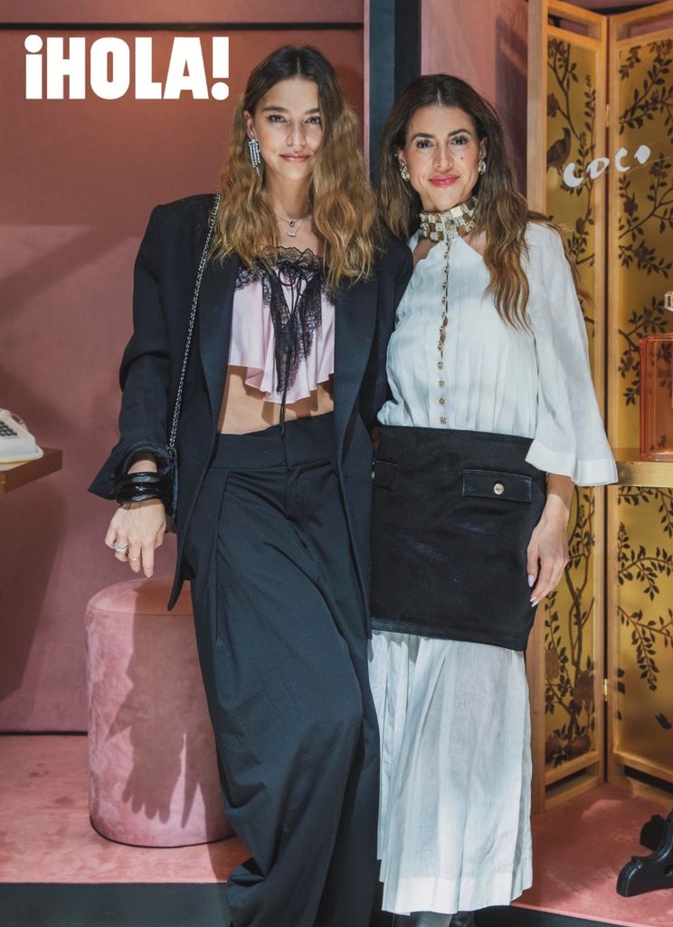 Juana Arias y Pamela Allier