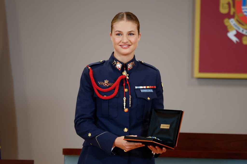 LA PRINCESA LEONOR RECIBE LA MEDALLA DE ORO DE LA VILLA DE SAN JAVIER Y DEL NOMBRAMIENTO COMO HIJA ADOPTIVA DE LA MISMA