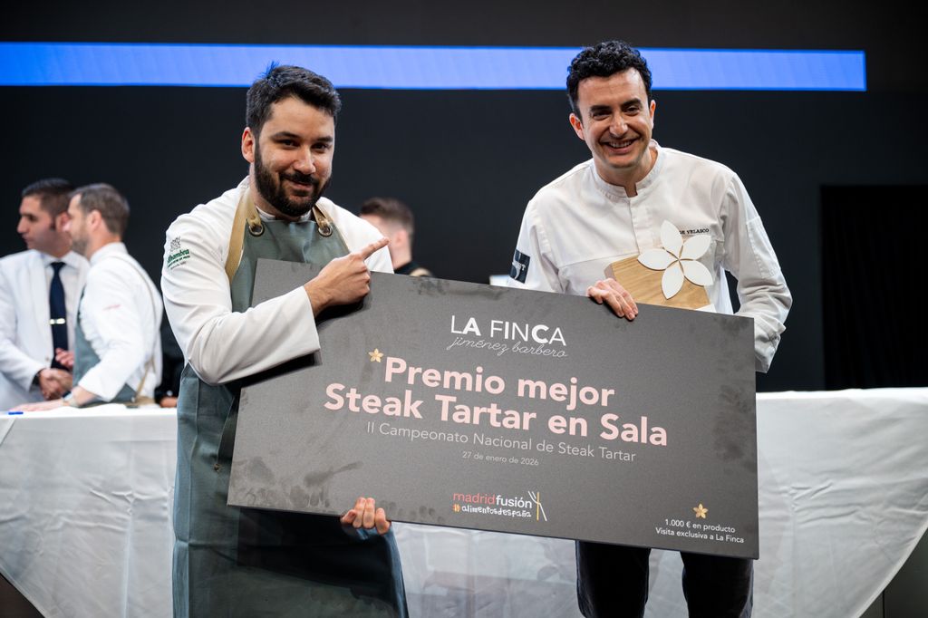 Los chefs de Varra, Joaquín Serrano (izda) y Jorge Velasco (dcha).