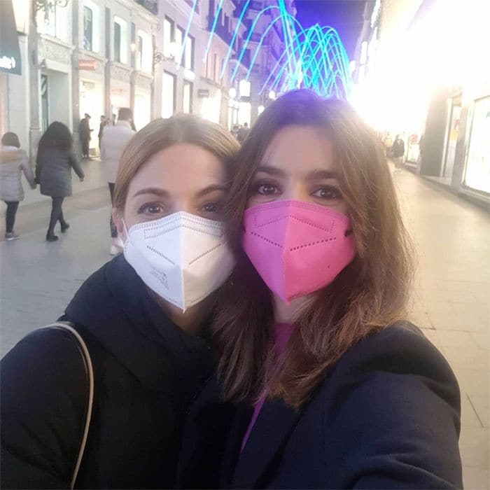 Manuela Velasco y su hermana Carlota