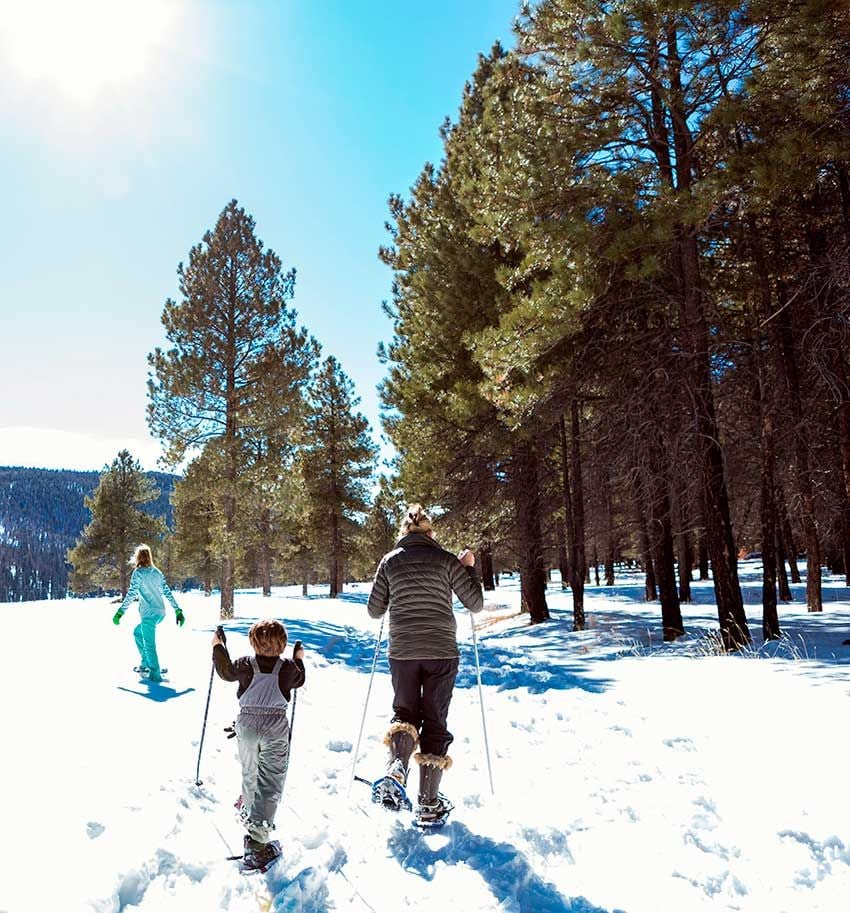 familia-madrid-raquetas-nieve