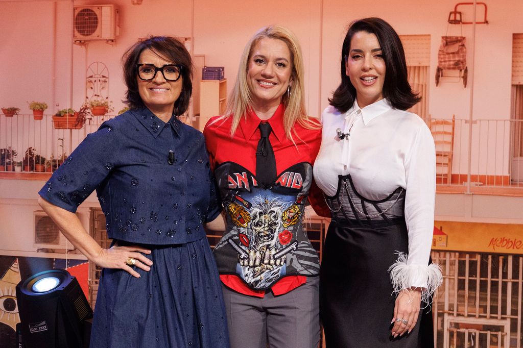 Silvia Abril y Ruth Lorenzo en el programa 'Al cielo con ella', de Henar Álvarez