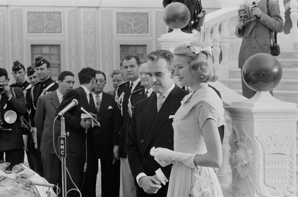 Rainiero de Mónaco Grace Kelly en la previa a su ceremonia civil en 1956