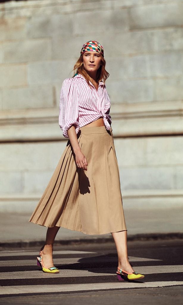FASHION129 SOFIA DE MOSER
