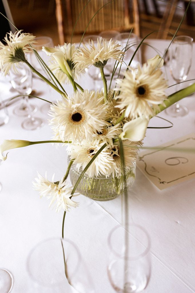 Centro de flores de mesa de boda