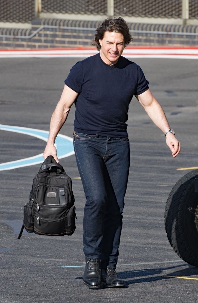 Tom Cruise y Ana de Armas aterrizaron juntos en Londres, tras un viaje en helicóptero 