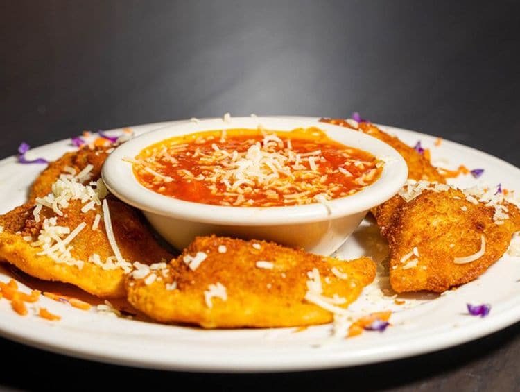 Los Toasted Raviolis de Lombardo's Restaurant (San Luis)