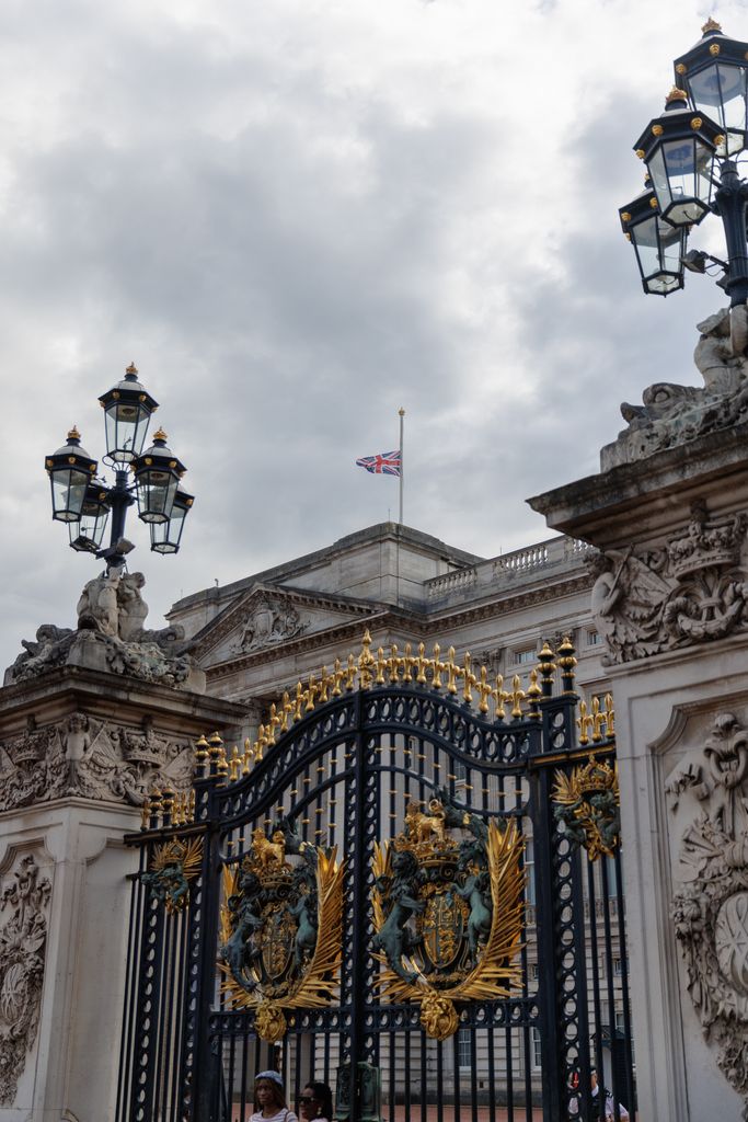 Los detalles en oro o dorados, como en el Buckingham Palace, ha formado parte de la realeza por siglos.