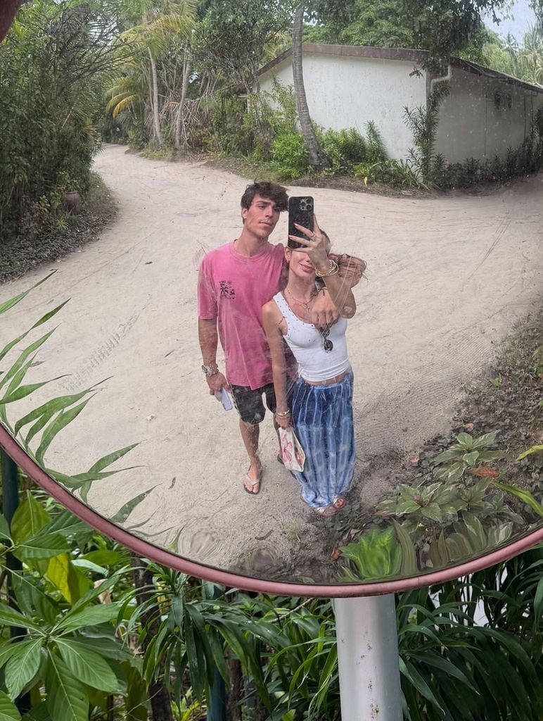 La primera imagen de Lola Lolita y Alfonso López juntos en Maldivas