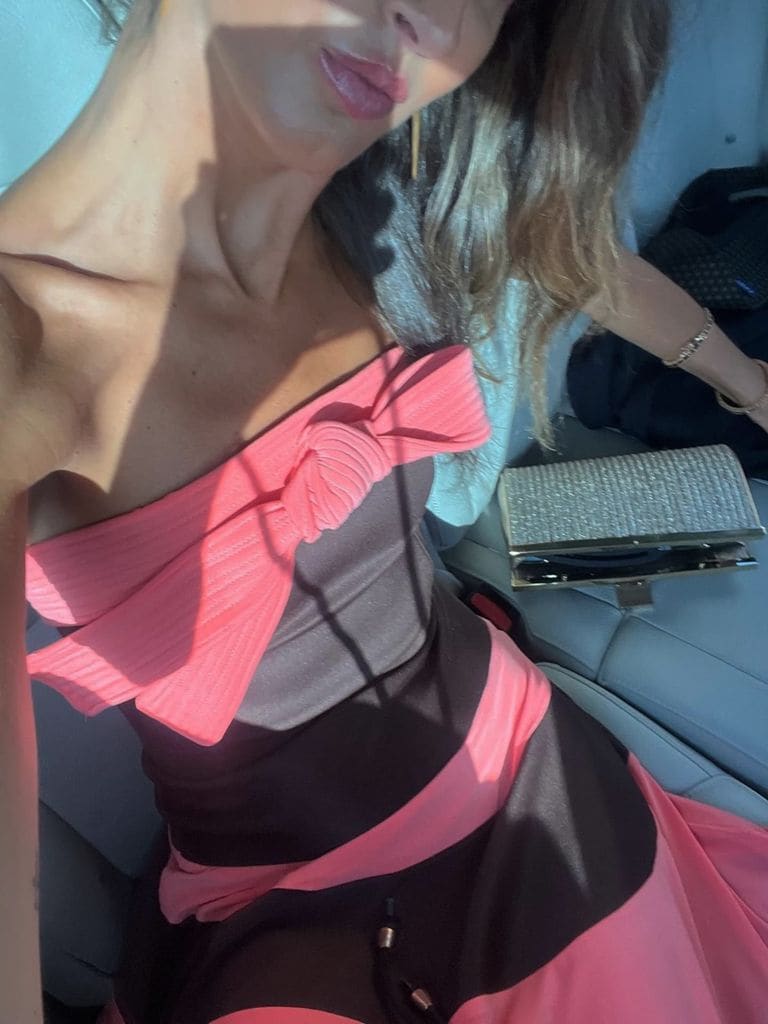 Inés Domecq con look de invitada