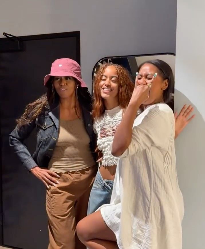 Michelle Obama aseguró no echar de menos a sus hijas Malia y Sasha desde que se fueron a la universidad.