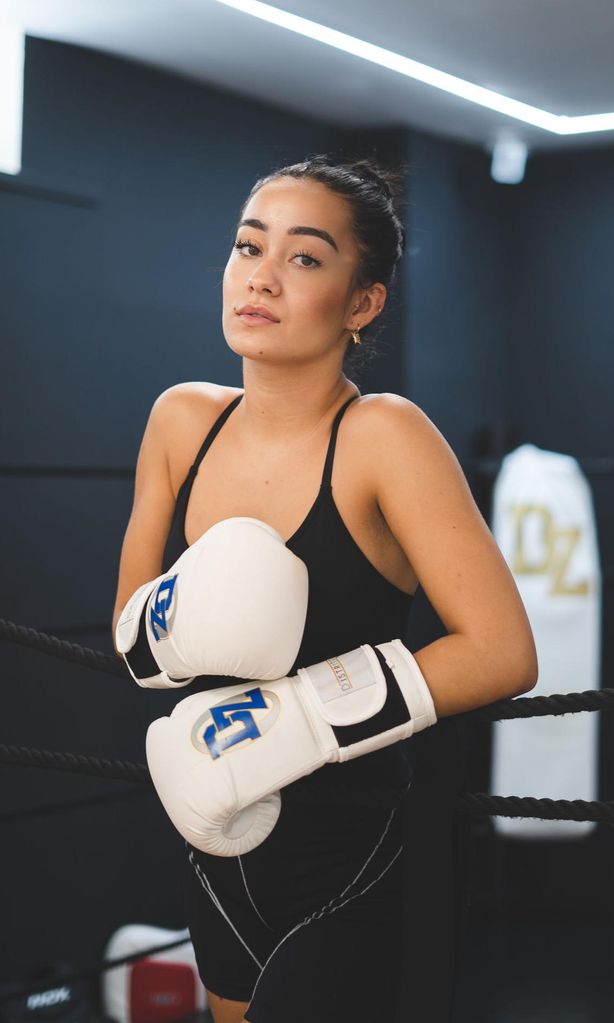 Los golpes de Marina Rivers antes de subirse el ring de Ibai Llanos