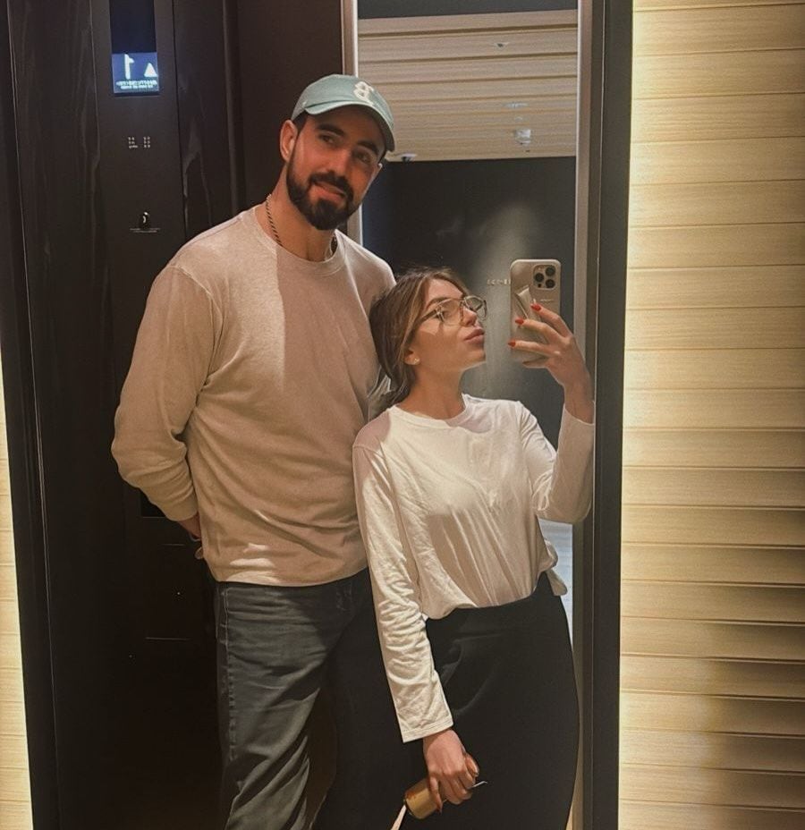 Pablo Bernot y Sofía Castro en Nikko, Japón.