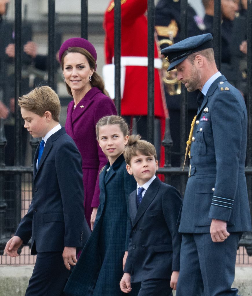 La princesa Kate y el príncipe William con sus hijos George, Charlotte y Louis.
