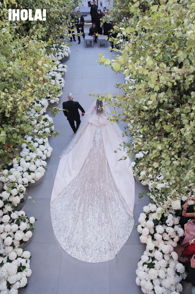 El impresionante vestido de novia diseñado por Elie Saab.