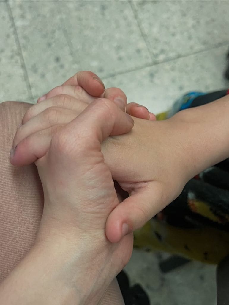 Imelda obtuvo la custodia de su hijo luego de varias semanas separadas 