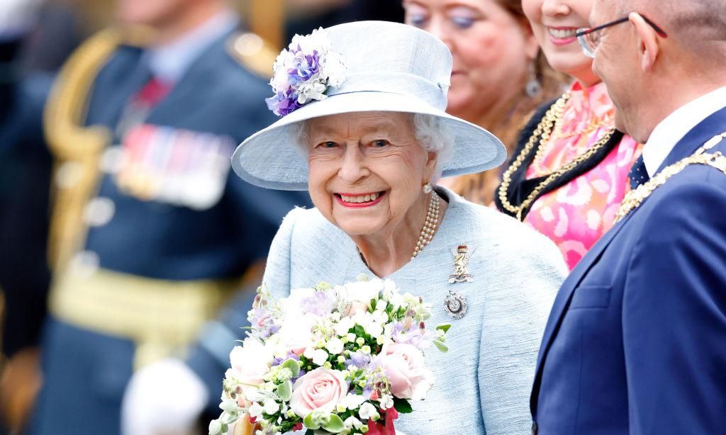Reina Isabel II