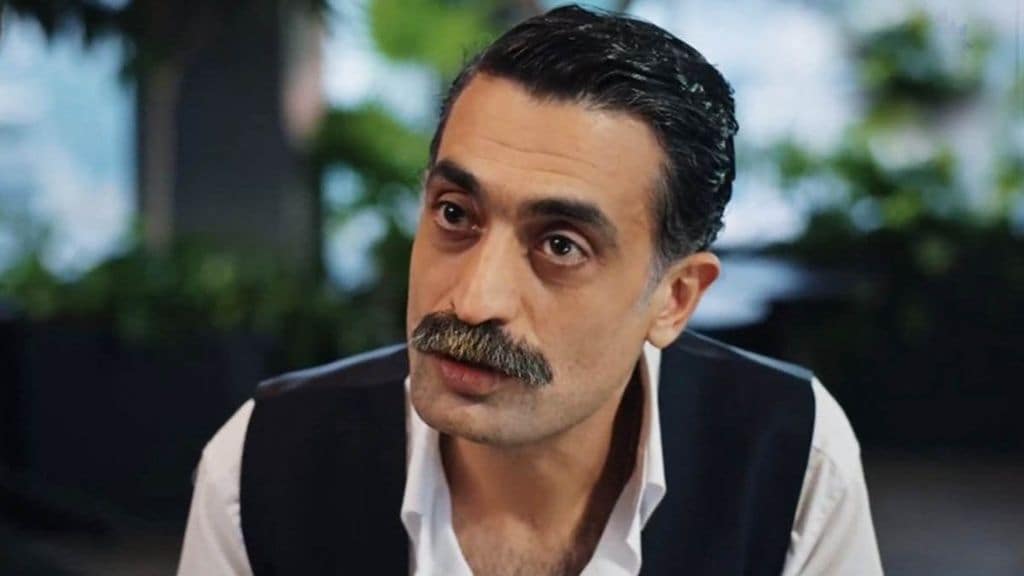 Aunque Kazim es un personaje odioso, Diren Polatoğulları, el actor que le da vida ha sabido ganarse el cariño del público y de todos sus compañeros