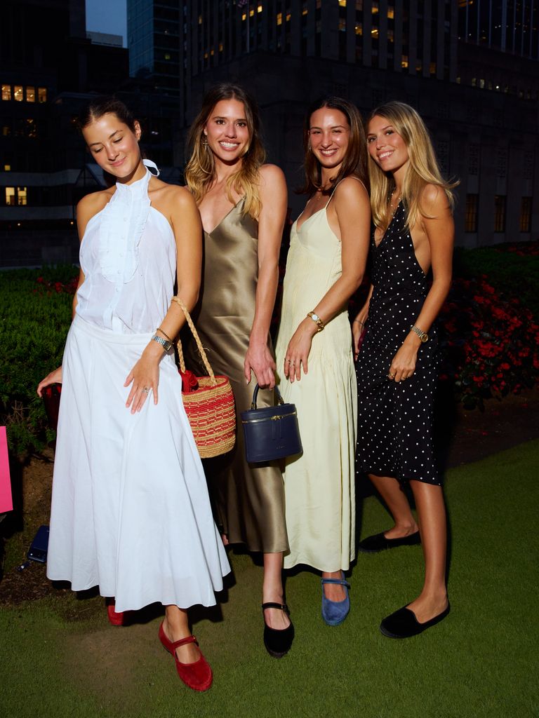 Las nietas de Carolina Herrera, Olimpia Báez y Carolina Lansing, apoyan el gran hito de la moda española en Nueva York