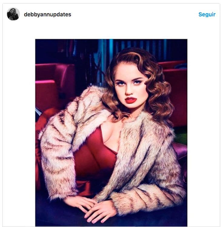 Debby Ryan look Rita Hayworth