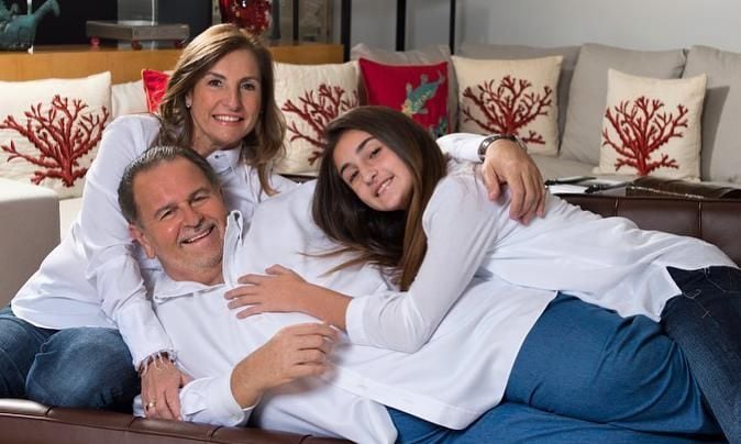 Raúl de Molina y su hija Mia
