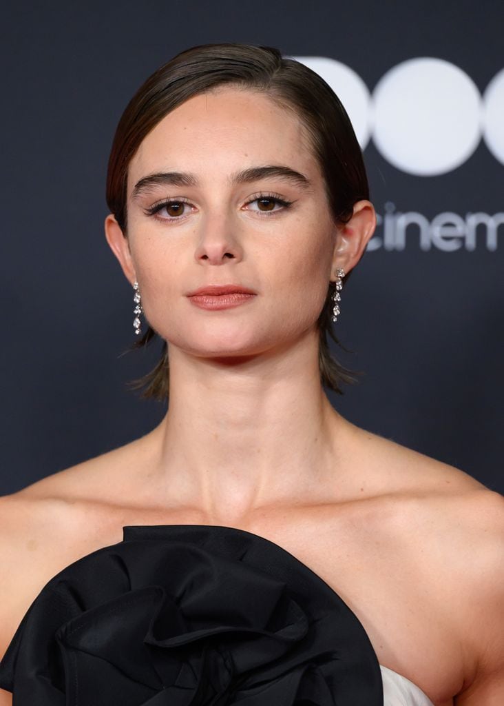 Intérprete de una de las hijas 