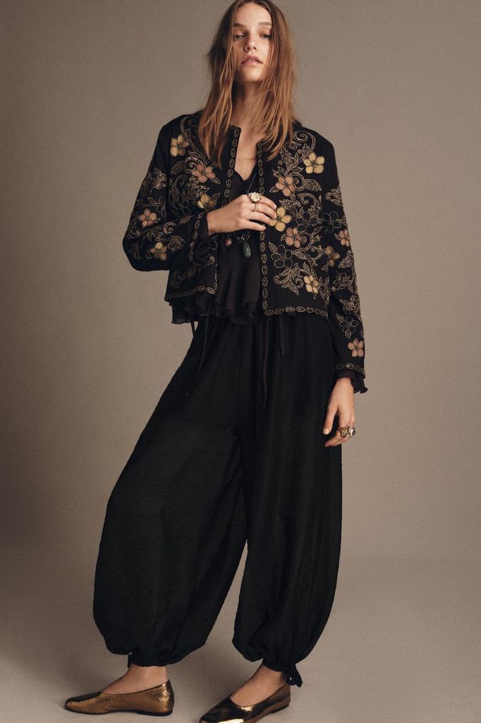 Chaqueta bordada de Zara 2025