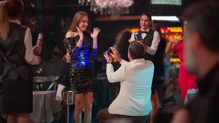 Avance de 'Hermanos': Süreyya se compromete con Yaman