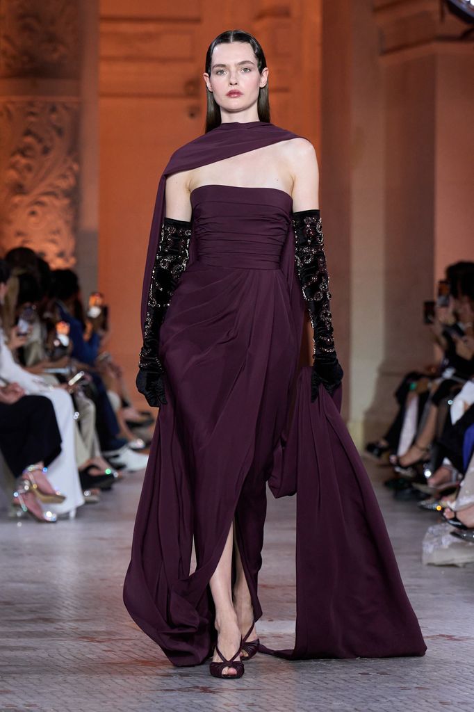 Desfile Zuhair Murad Otoño/Invierno 2025-2026