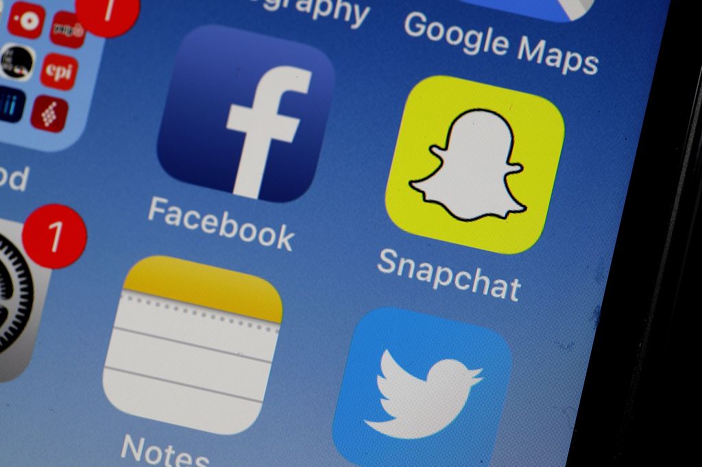 Desde su celda, el joven de 18 años habría utilizado Snapchat para comunicarse con sus cómplices y dar instrucciones bajo el seudónimo de 'Lester Z