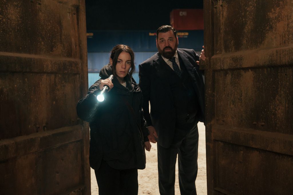Victoria Luengo y Hovik Keuchkerian repiten en sus papeles de Antonia Scott y Jon Gutiérrez
