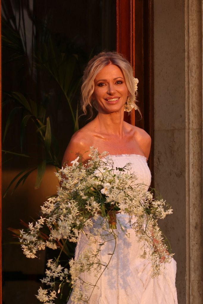 Susanna Griso vestida de novia en su boda con Luis Enriquez en la Costa Brava, 2026.