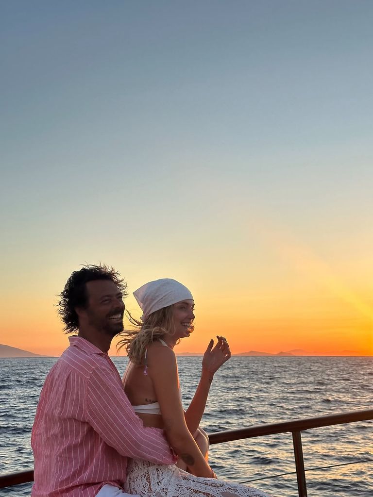 Chiara Ferragni presume de nuevo amor bajo el atardecer ibicenco