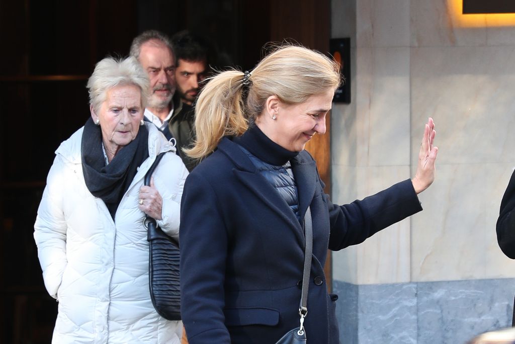 La infanta Cristina y  Claire Liebaert en Vitoria en 2020