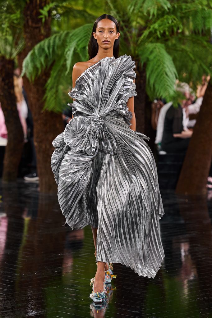 Algunas piezas tomaban como inspiración obras de Lydia Benglis.