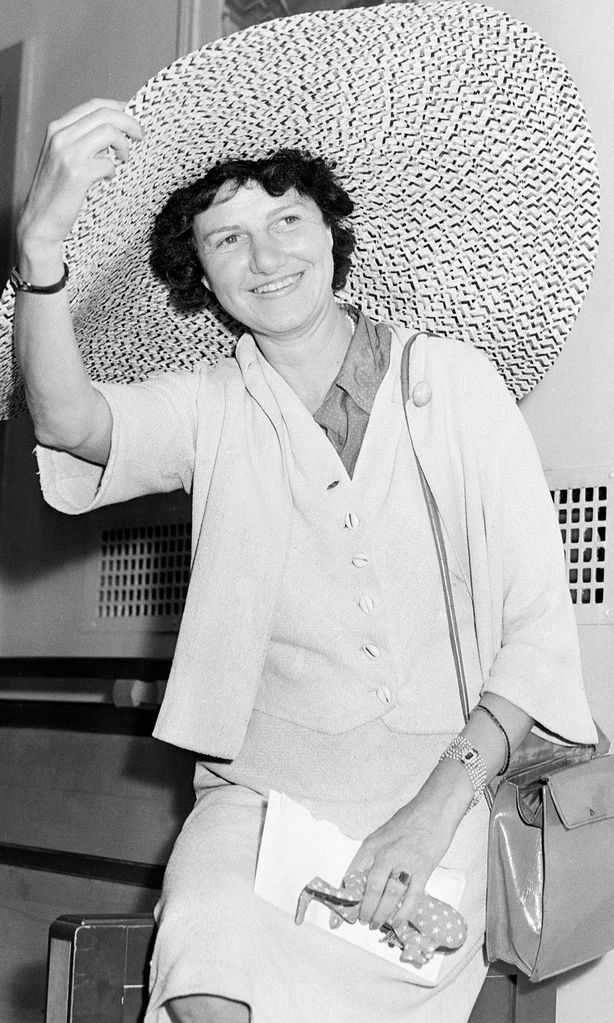 Peggy Guggenheim HOLA LIVING