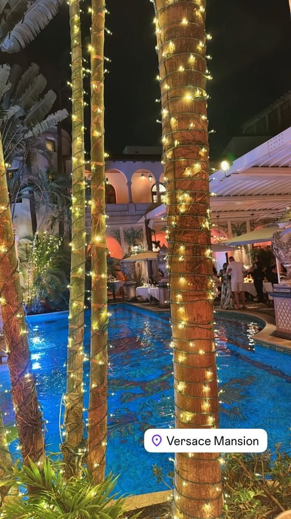 Paola Dalay visitó la famosa Mansion Versace junto a su cuñada Vicky Fayad.