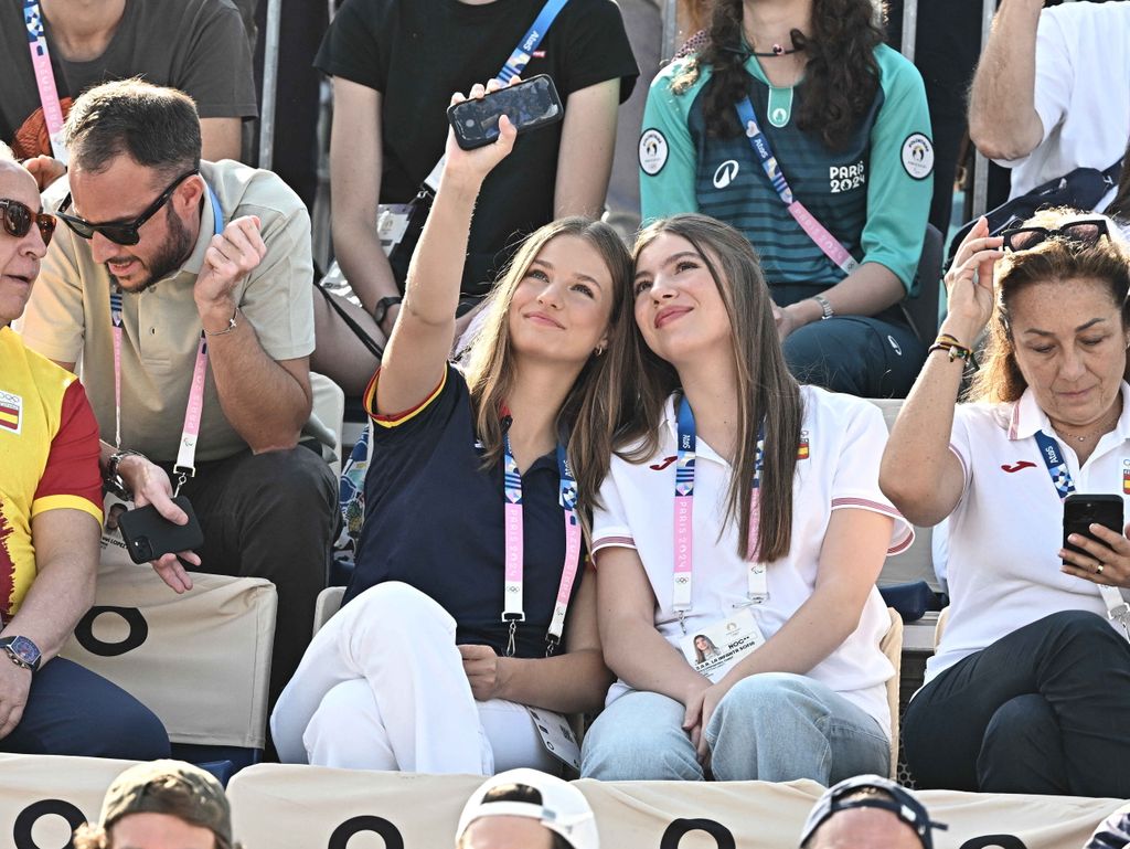 Princesa Leonor e Infanta Sofía. Juegos Olímpicos 2024.París