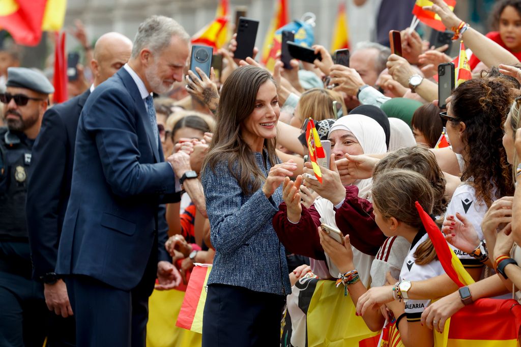 Los reyes Felipe y Letizia en su llegada a Ceuta