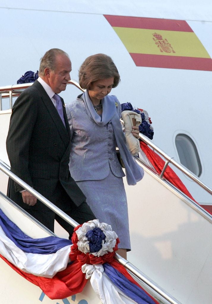 Casi una década después, los Reyes volverían a Bangkok el 23 de febrero de 2006 para una visita de Estado de tres días donde celebraron el 60º aniversario de la coronación del Bhumibol