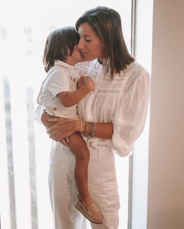 Ana Boyer con su hijo mayor, Miguel