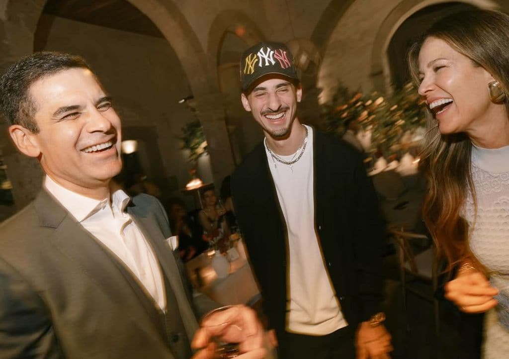 Rafa Márquez con su hijo Santiago y Jaydy Michel