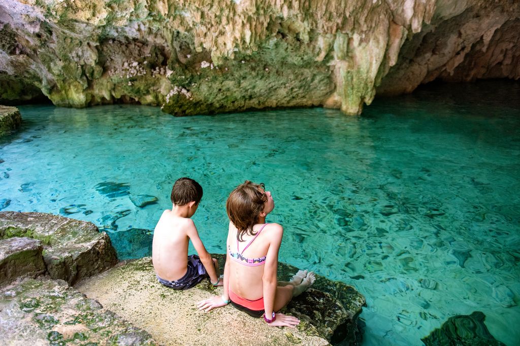 Visitas culturales a zonas arqueológicas o días enteros de descanso frente al mar turquesa, la Riviera Maya ofrece planes para todos los gustos