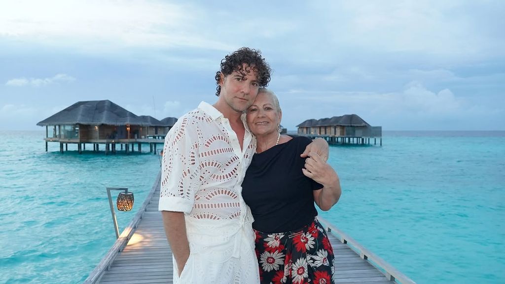 El cantante ha reconocido que, tras la muerte de su padre, su madre se ha convertido en una de sus mayores prioridades y procura aprovechar al máximo cada momento junto a ella